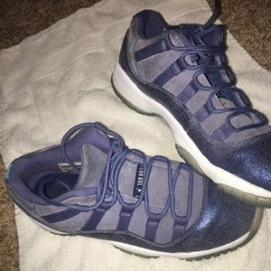 Jordan 11s